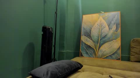 _bunny_boy_ online show from 10/08/25, 02:42