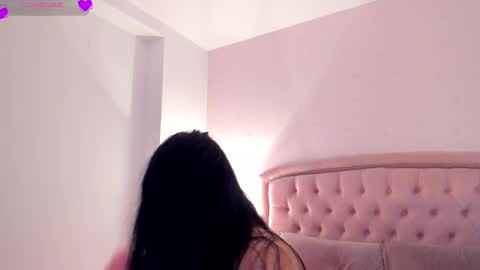 Snapshot of _cailyn chatting on 10/17/25, 08:55 cailyn online show from 10/17/25, 08:55