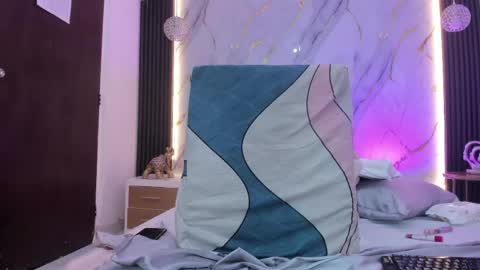 Shatta  Sara online show from 04/30/26, 01:50
