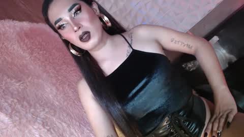 Snapshot of _caroline69 chatting on 02/06/25, 05:57 Caroline online show from 02/06/25, 05:57