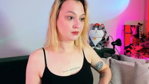 Christina Chris online show from 05/30/26, 10:12