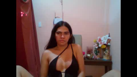 Snapshot of _celina chatting on 04/05/26, 11:02 _celina online show from 04/05/26, 11:02