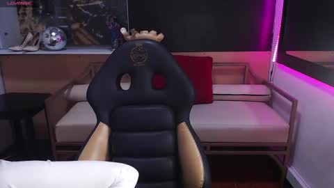 _charlotte_collins_ online show from 09/17/25, 03:14