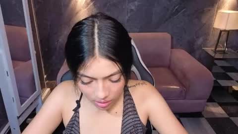 Snapshot of _charlottee_b chatting on 06/04/26, 08:04 _charlottee_b online show from 06/04/26, 08:04