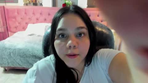 _chelsea_24 online show from 02/20/26, 08:49