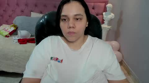 _chelsea_24 online show from 05/29/26, 05:49