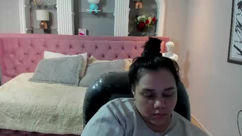 _chelsea_24 online show from 06/15/26, 05:31