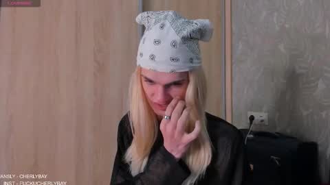 Snapshot of _cherlybay_ chatting on 10/17/25, 10:45 CHER - Independent model online show from 10/17/25, 10:45