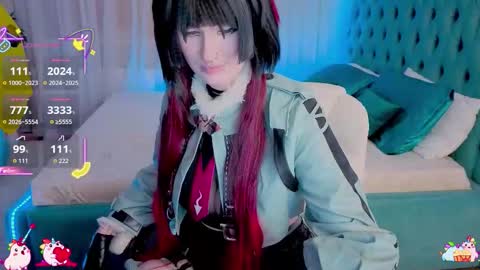 Snapshot of _chlo_e chatting on 10/31/25, 10:33 Alisa NO NUDE online show from 10/31/25, 10:33