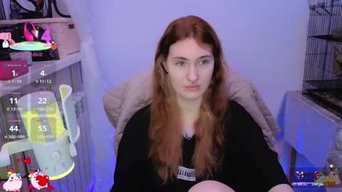 Snapshot of _chlo_e chatting on 11/23/25, 02:17 Alisa NO NUDE online show from 11/23/25, 02:17