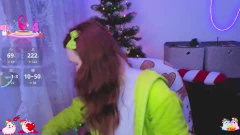 Snapshot of _chlo_e chatting on 12/20/25, 04:14 Alisa NO NUDE online show from 12/20/25, 04:14