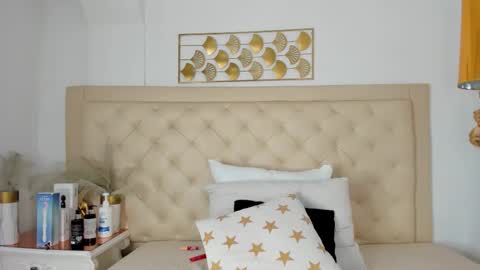 Chloe  online show from 09/30/25, 11:37