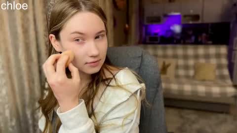 _chloe_miller_ online show from 11/01/25, 08:33