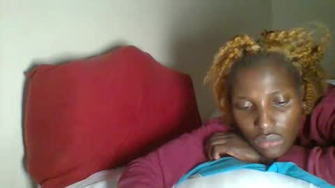 Snapshot of _clara01 chatting on 01/25/25, 11:34 clara online show from 01/25/25, 11:34