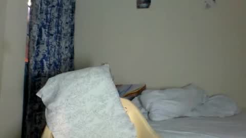 clara online show from 06/09/26, 06:25