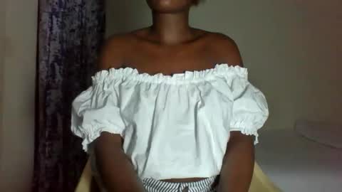clara online show from 06/10/26, 06:40
