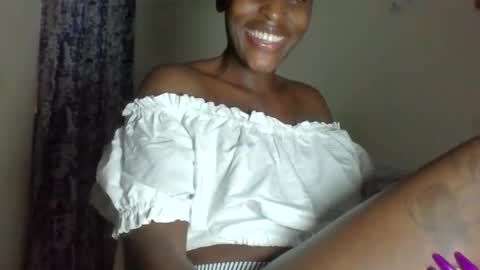 clara online show from 06/11/26, 05:49