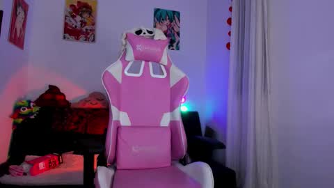  Chloe  online show from 09/29/25, 04:39