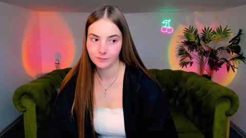 Erika online show from 09/16/25, 01:12