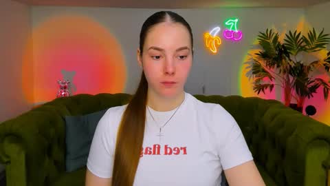 Erika online show from 11/14/25, 01:32