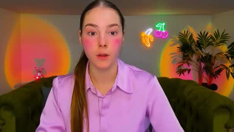 Erika online show from 11/28/25, 09:12