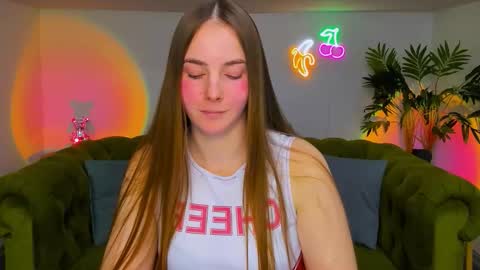 Erika online show from 11/30/25, 07:40