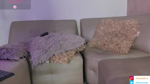 Snapshot of _dahiana_1 chatting on 11/08/25, 01:17 Dahiana Lincoln online show from 11/08/25, 01:17