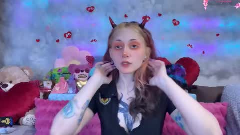 Kate online show from 02/19/26, 05:42