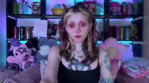 Kate online show from 05/28/26, 06:27