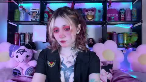 Kate online show from 07/26/26, 08:49