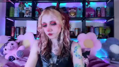 Kate online show from 07/30/26, 07:24