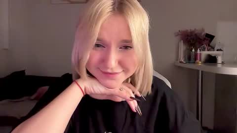 Ri   online show from 11/08/25, 04:29