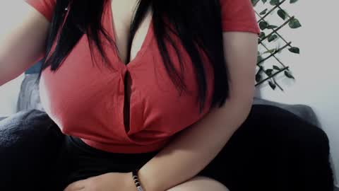 Dannia online show from 12/15/24, 01:43