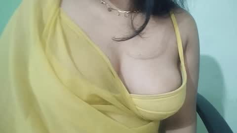 _dreamgirl_0 online show from 02/20/26, 12:49