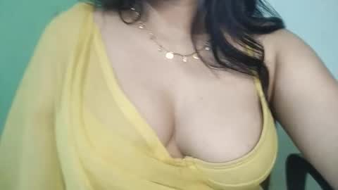 _dreamgirl_0 online show from 03/05/26, 10:28