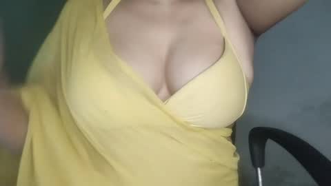 _dreamgirl_0 online show from 06/06/26, 10:09