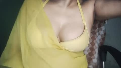 _dreamgirl_0 online show from 06/10/26, 11:46