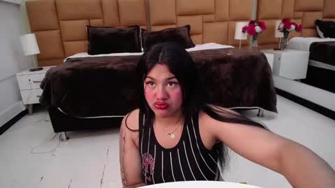 Dulcinea online show from 01/17/25, 05:19