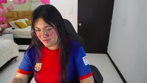 Dulcinea online show from 02/07/25, 03:01