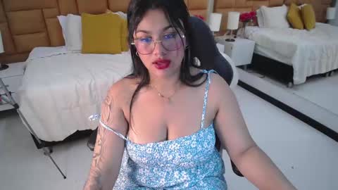 Dulcinea online show from 02/13/25, 05:22
