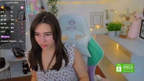 Lizzy  online show from 12/13/24, 04:22