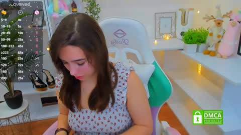 Lizzy  online show from 12/15/24, 10:04