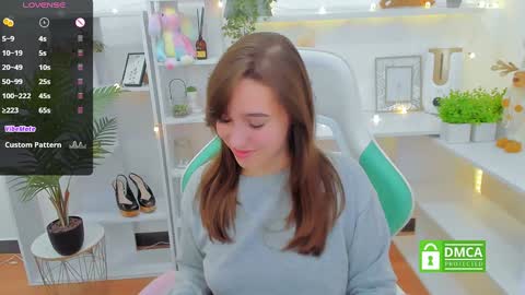 Lizzy  online show from 12/30/24, 09:40