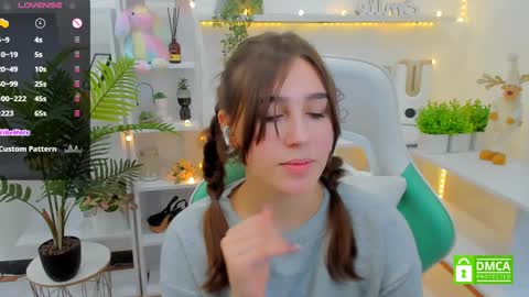 Lizzy  online show from 01/29/25, 01:48