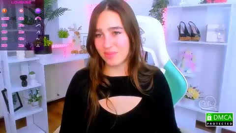 Lizzy  online show from 12/01/25, 10:48