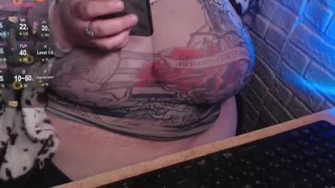 LIsa online show from 11/24/25, 02:06