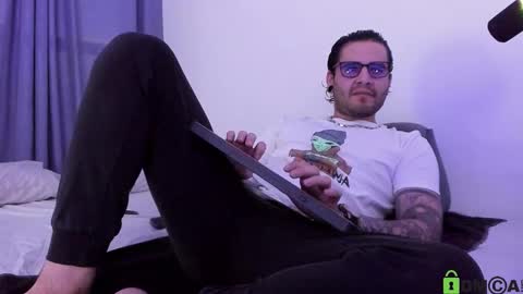  -         online show from 10/09/25, 10:41