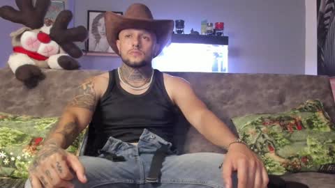 Emilio online show from 12/16/24, 11:39
