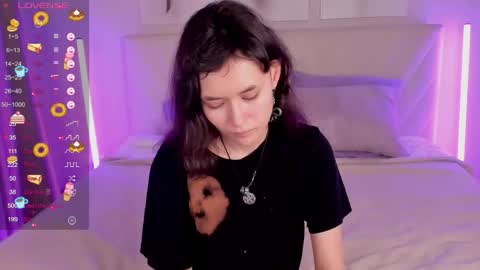 _emily__strike_ online show from 11/21/25, 10:14