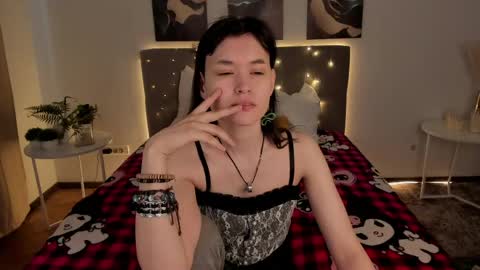 _emily__strike_ online show from 04/29/26, 01:53